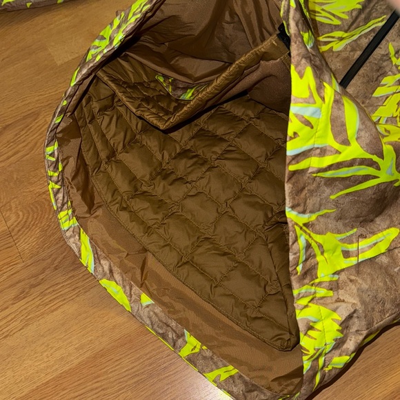 NWT The North Face Women’s ThermoBall Snow Triclimate Jacket, XS - Picture 14 of 16